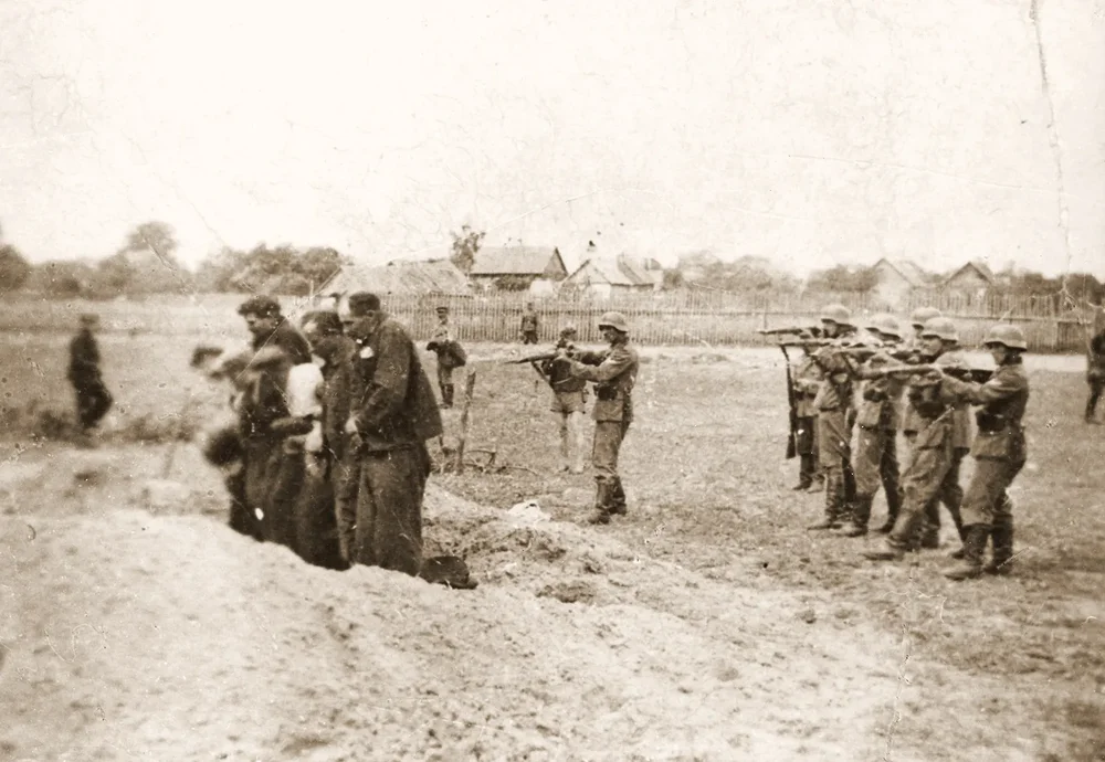 troops-German-group-Poles.webp